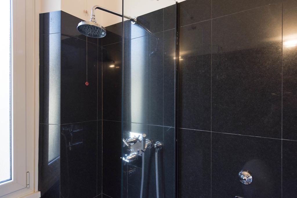 شقة Pied A Terre Sant'Agostino ميلان المظهر الخارجي الصورة